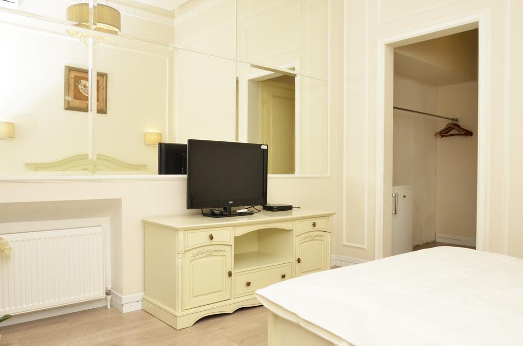 Hotel Menshikov Odessa Exteriör bild