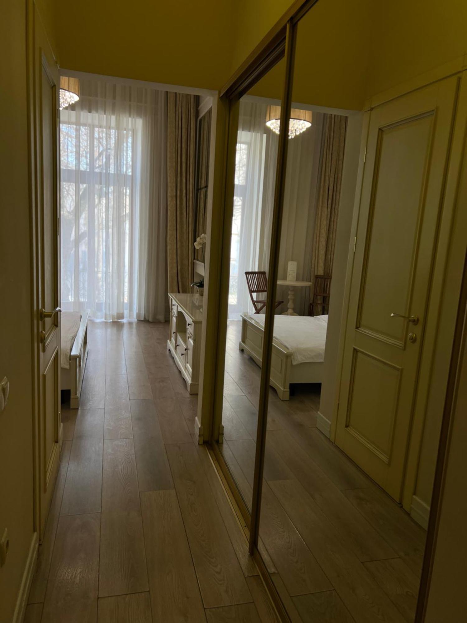 Hotel Menshikov Odessa Exteriör bild