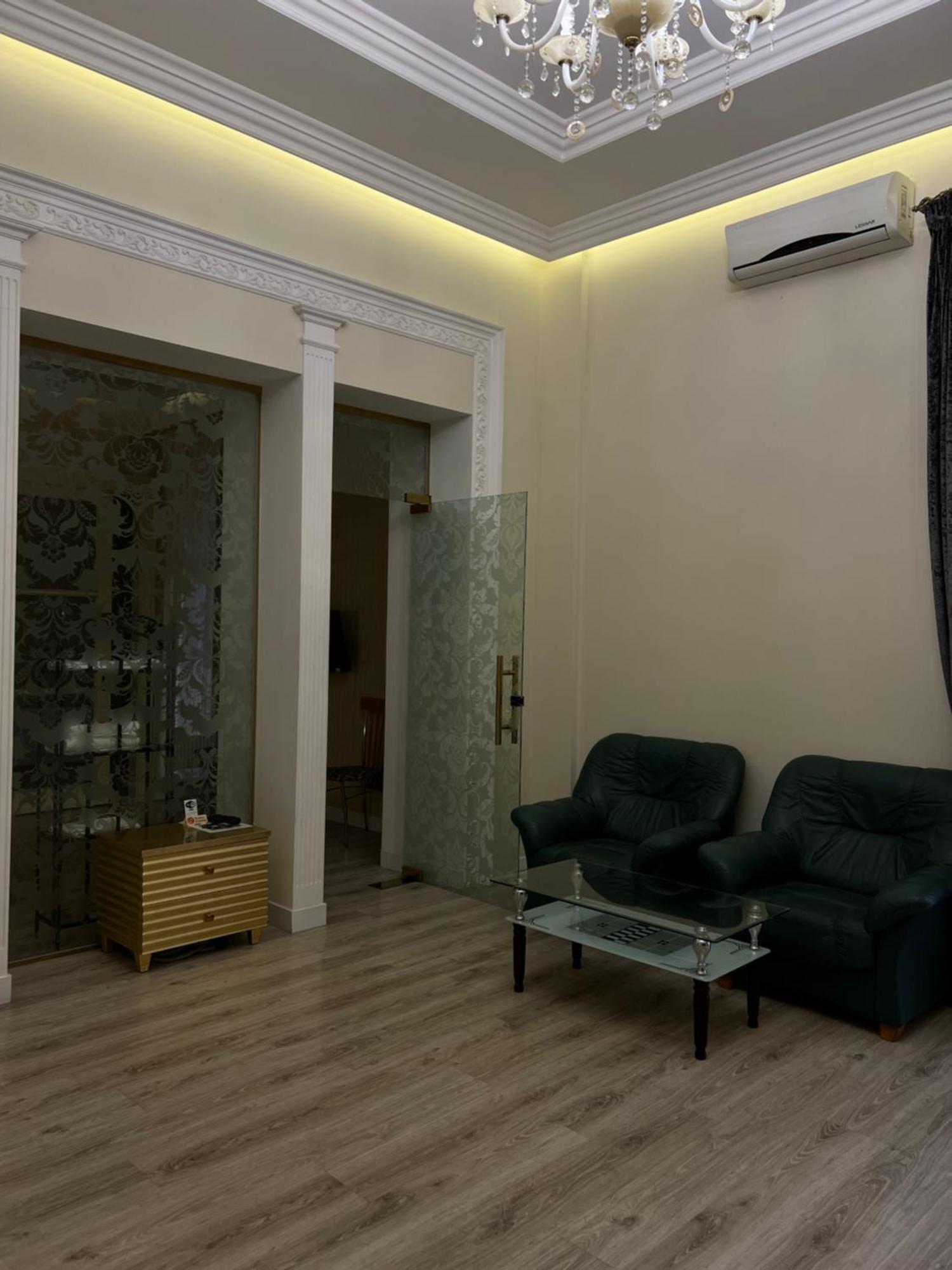 Hotel Menshikov Odessa Exteriör bild