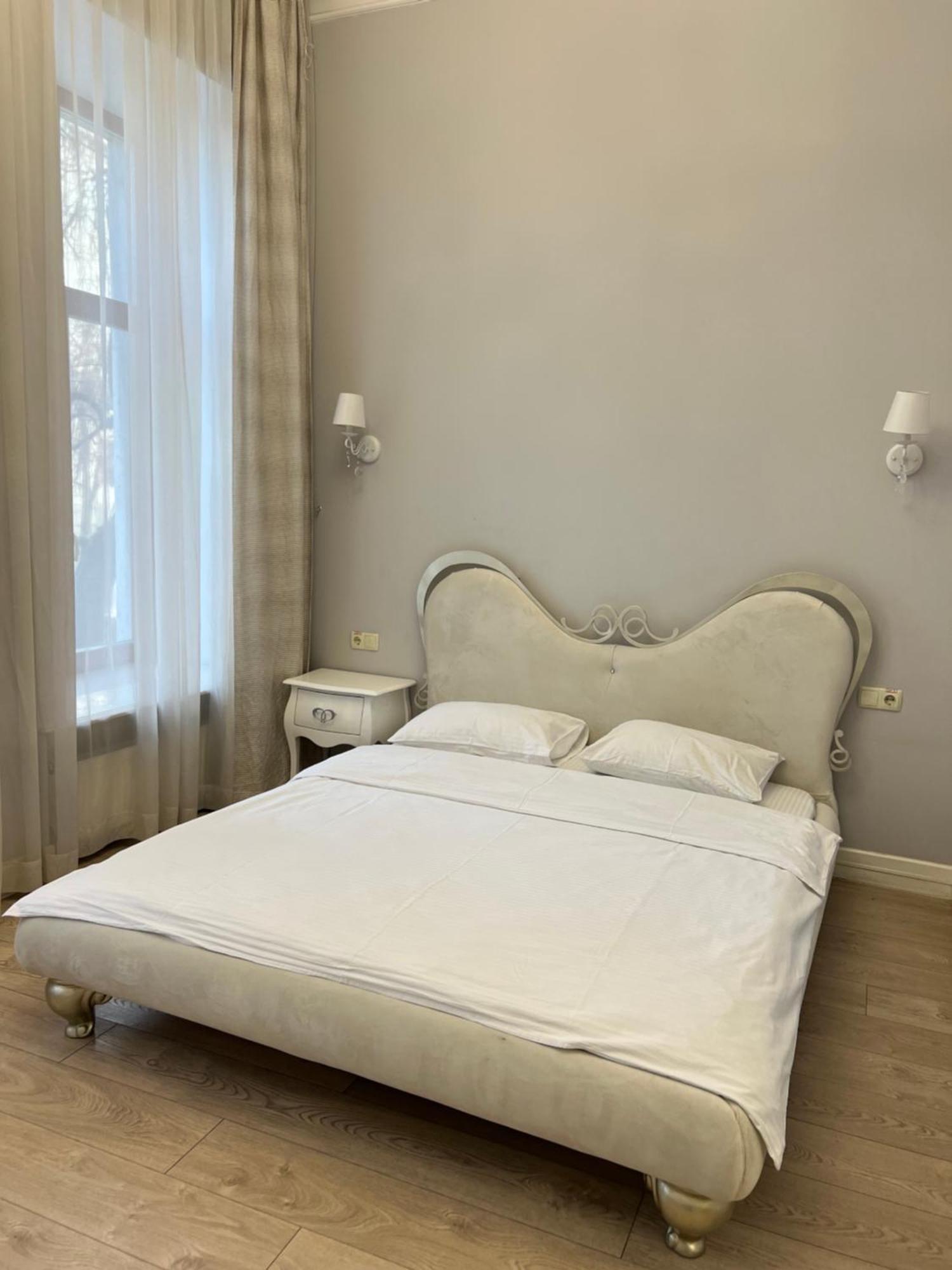 Hotel Menshikov Odessa Exteriör bild