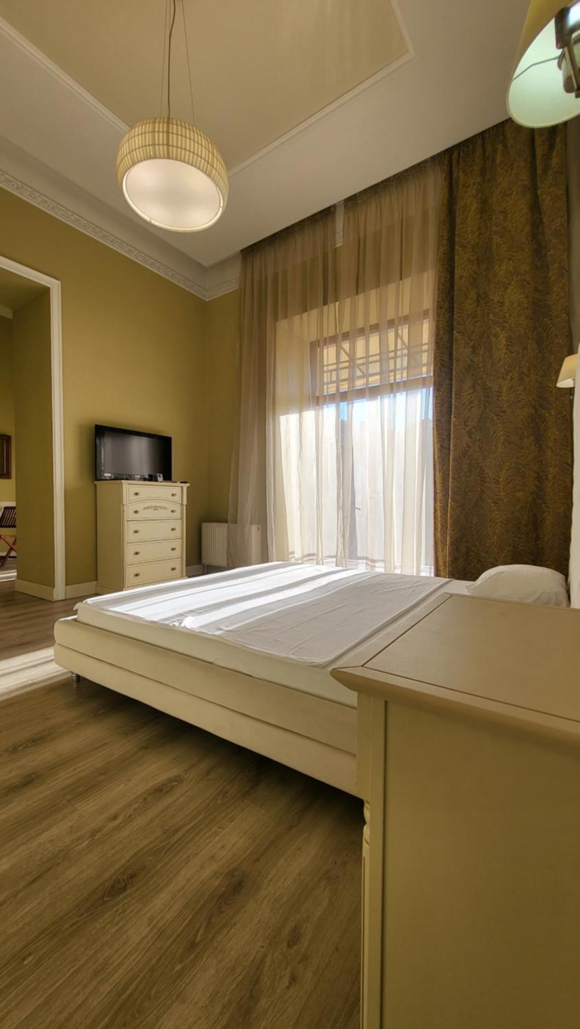Hotel Menshikov Odessa Exteriör bild