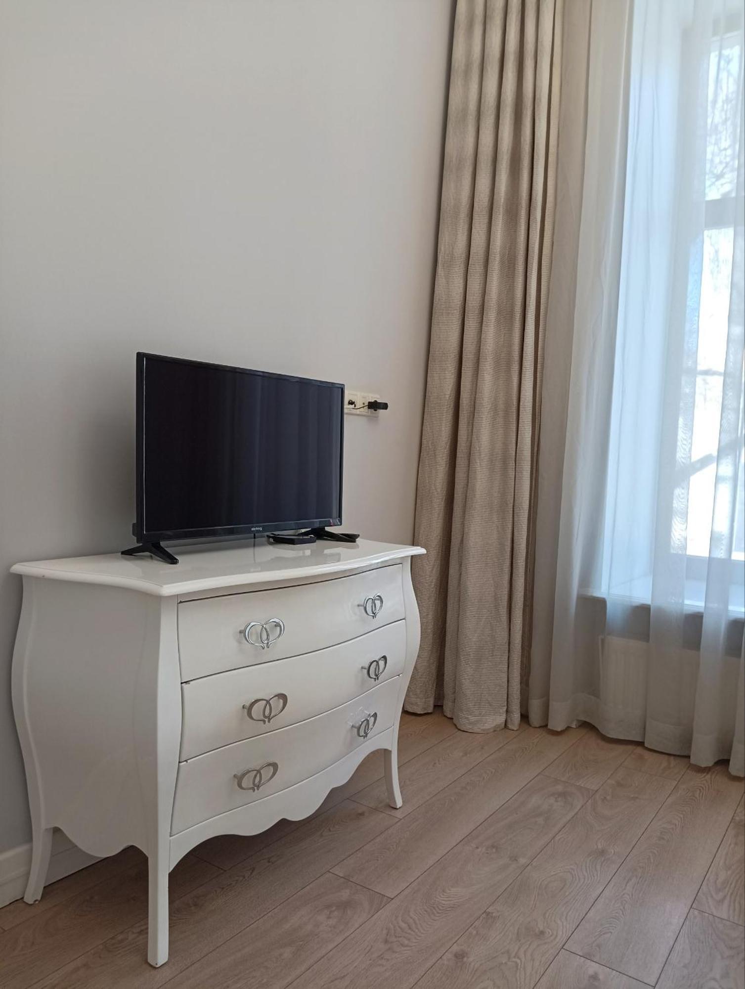 Hotel Menshikov Odessa Exteriör bild